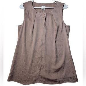 Cabi‎ XS Mauve Sleeveless Pleated Front Blouse with Button Detail